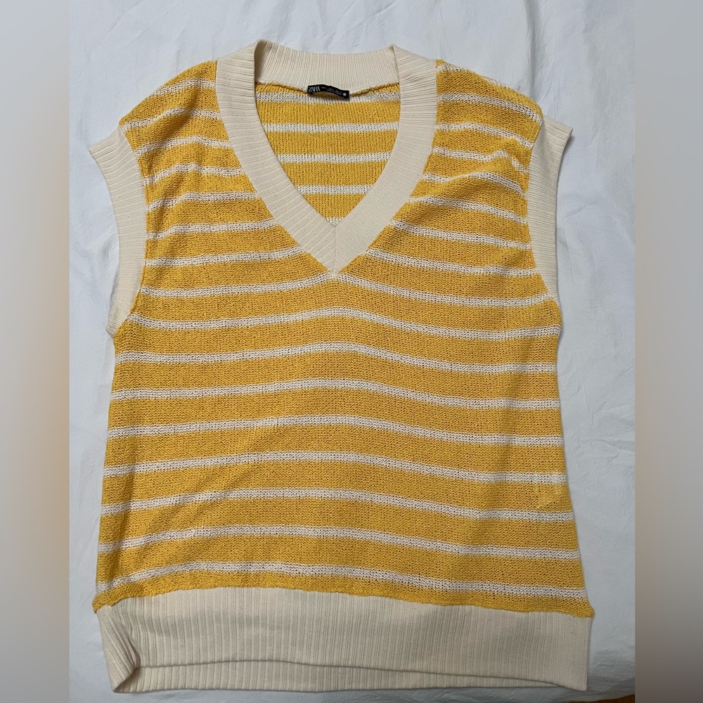 Zara Yellow Lightweight Sweater Vest